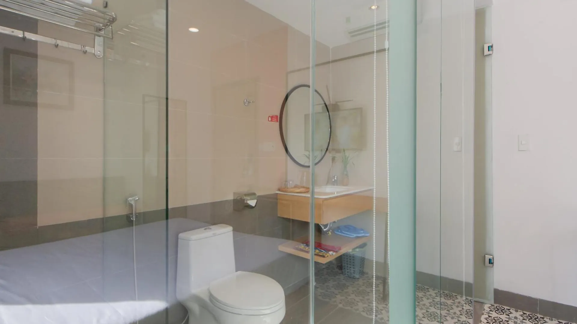 ***  Shoho Hotel Nha Trang Vietnam